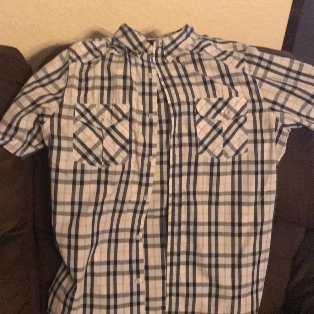 Men’s med shirt